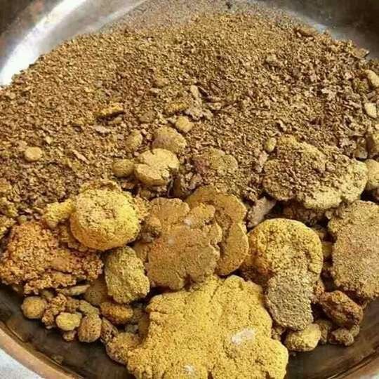 Gold dust alluvial pan